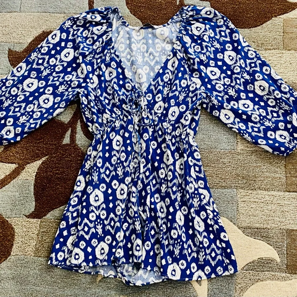 Zara Plunging Neck Royal Blue Print 1/2 Sleeves Short Linen Blend Romper ✨